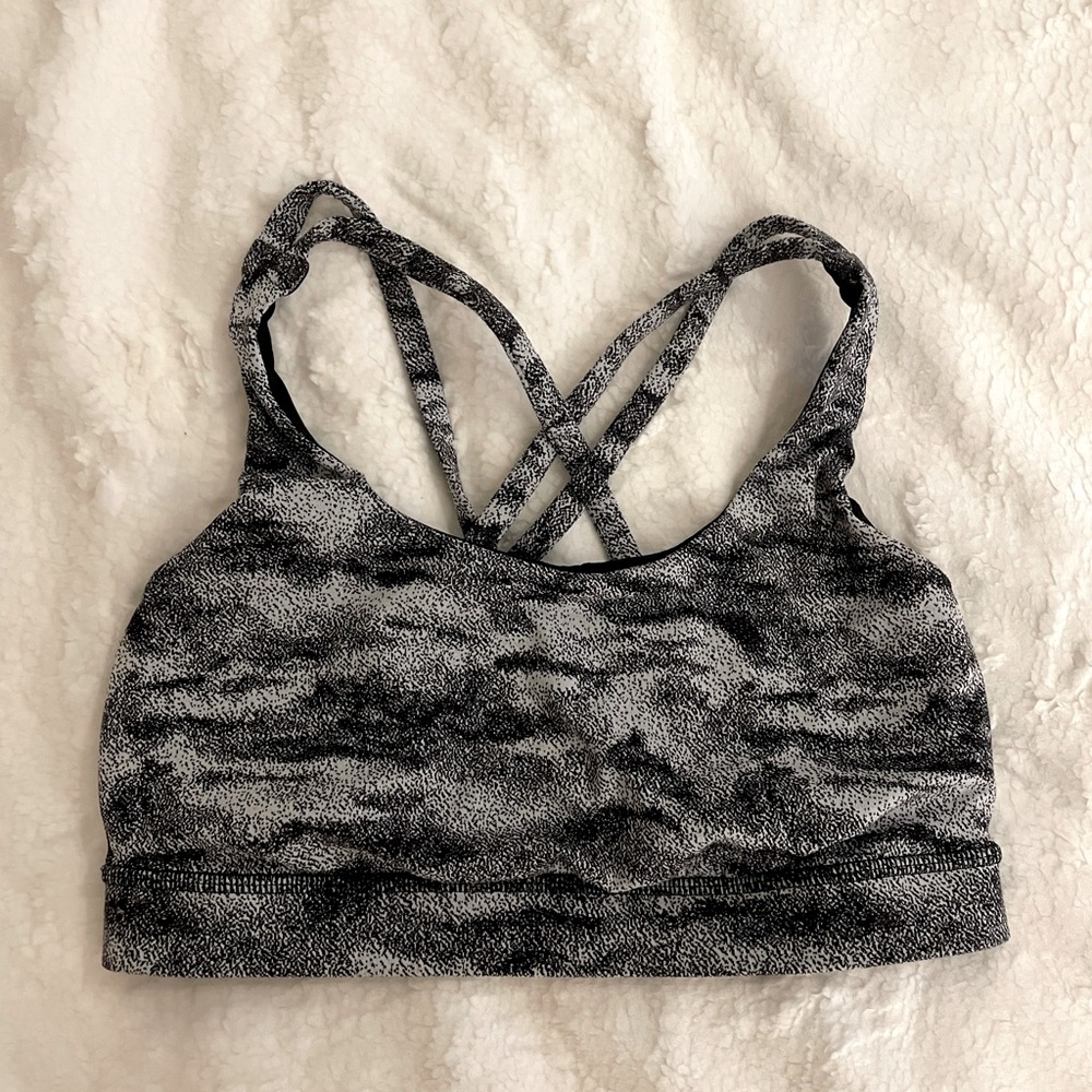Lululemon sports bra
